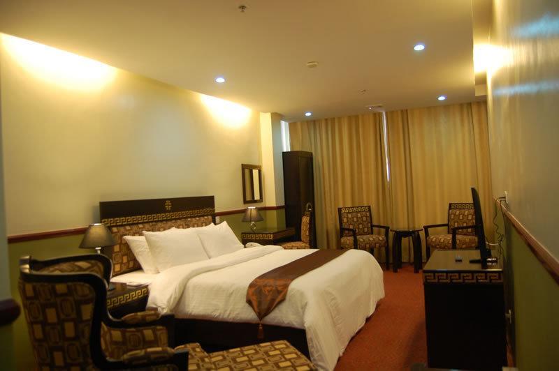 Manila Crown Palace Hotel Екстериор снимка
