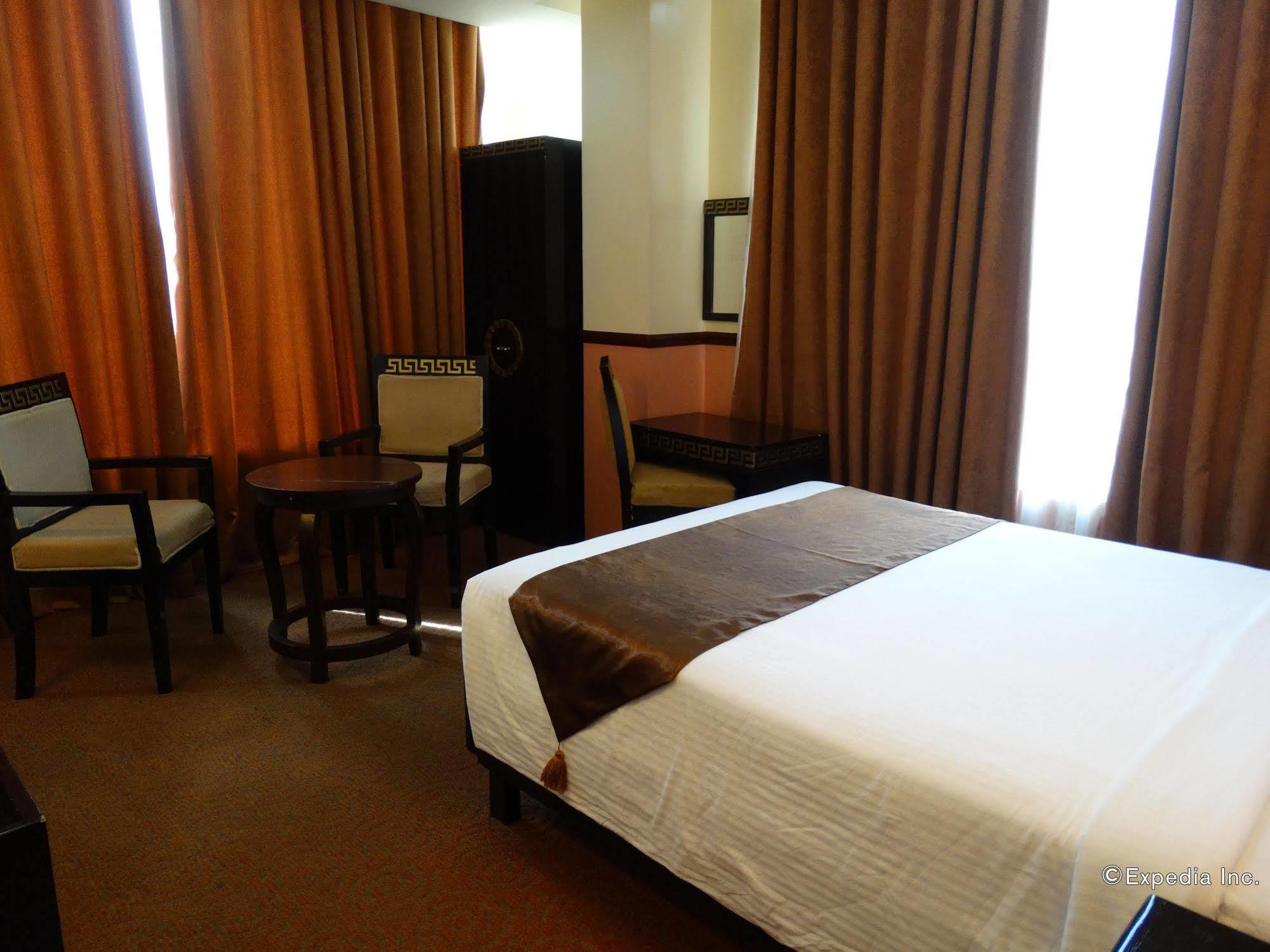 Manila Crown Palace Hotel Екстериор снимка